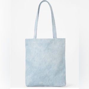 Baublebar tote bag.